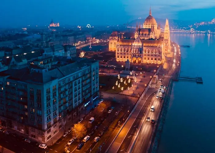 Apartment Next To The Parliament
